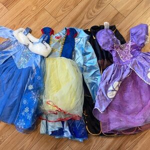 2-4 age costume lot. Anna , Elsa, Snow White, princess costumes